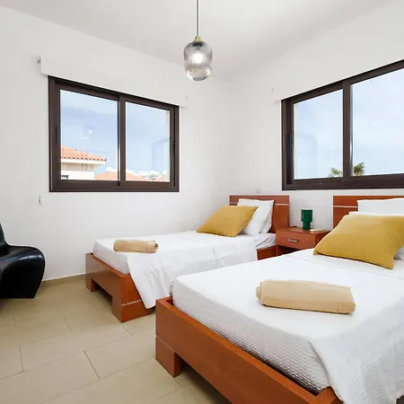 Apartment Sun 'N Joy Paralimni Exterior photo